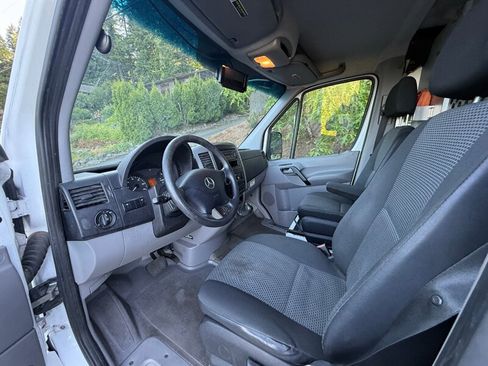 Used 2012 Mercedes-Benz Sprinter 2500 w/ Additional Battery Pkg image 7