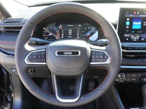 Used 2023 Jeep Compass Trailhawk image 27