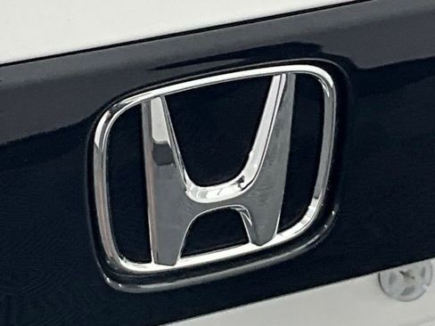 Used 2025 Honda Accord EX-L image 10