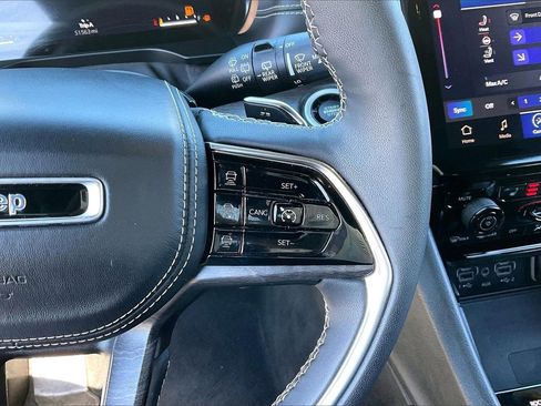 Certified 2023 Jeep Grand Cherokee Overland w/ Luxury Tech Group IV image 32