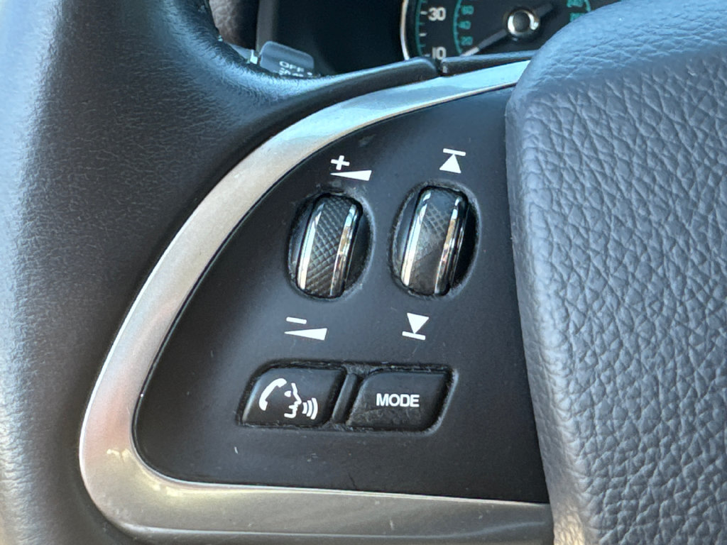 Used 2013 Jaguar XF RWD image 24
