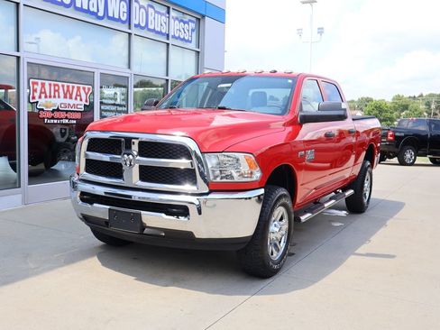 Used 2018 RAM 2500 Tradesman w/ Chrome Appearance Group AWD/4WD image 6