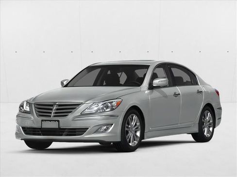 Used 2013 Hyundai Genesis 3.8 RWD image 1