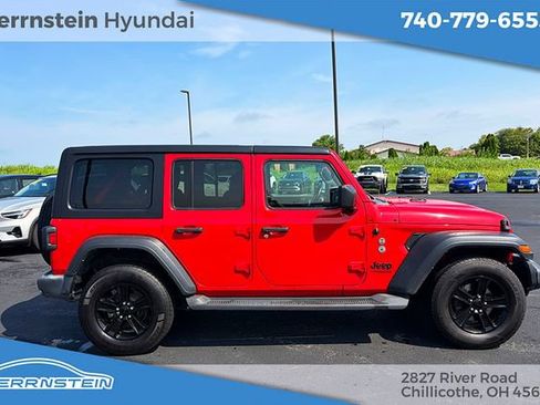 Used 2022 Jeep Wrangler Unlimited Sport AWD/4WD image 25