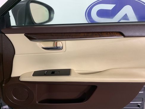 Used 2017 Lexus ES 350 image 41