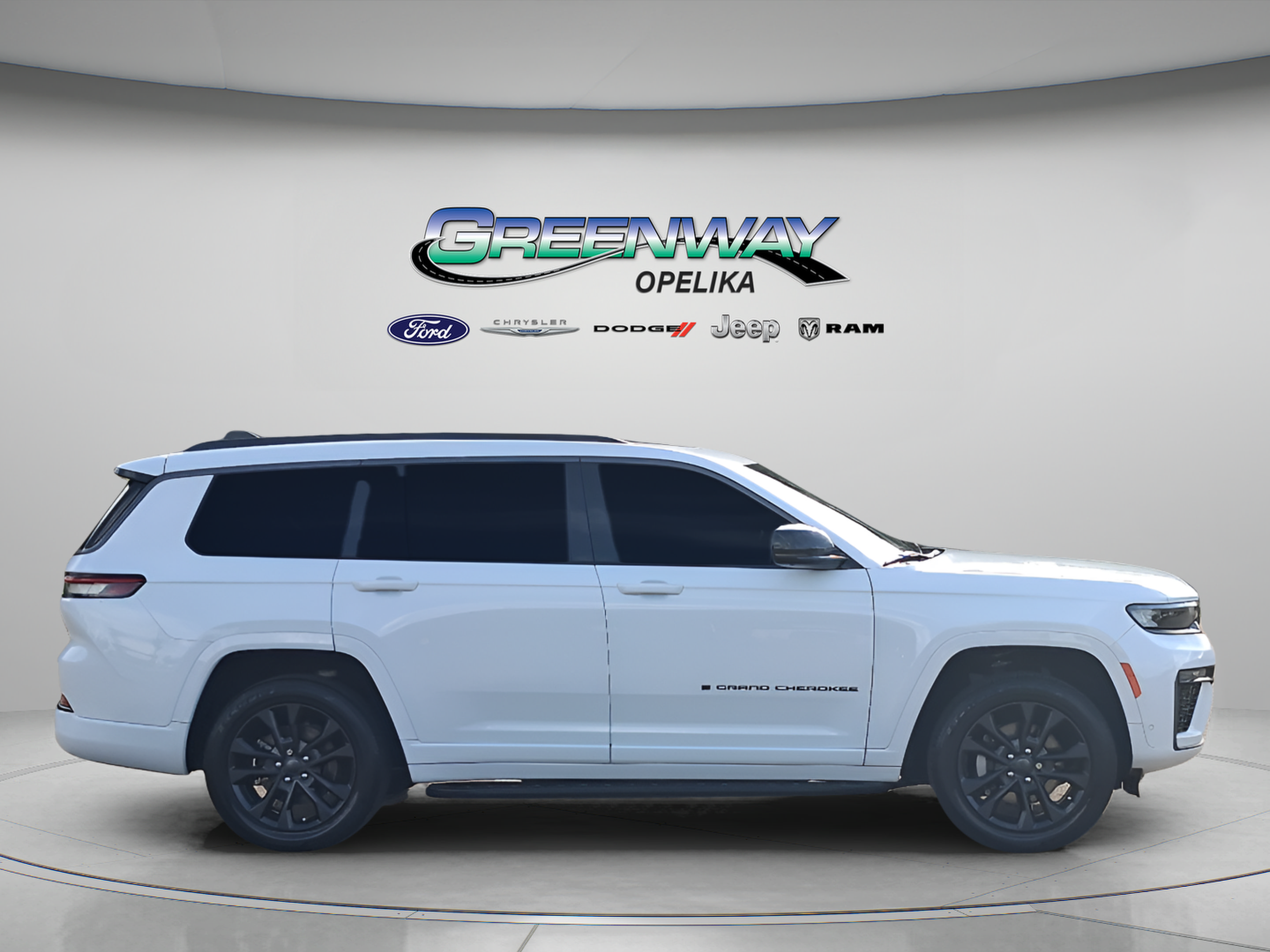 Used 2026 Jeep Grand Cherokee L Limited AWD/4WD image 8