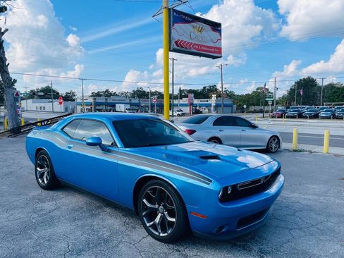 Used 2015 Dodge Challenger SXT Plus w/ Sound Group II image 1