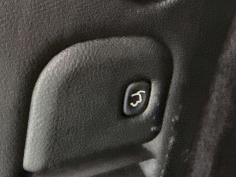 Used 2022 Dodge Durango GT AWD/4WD image 31