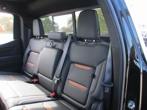 New 2026 GMC Sierra 1500 AT4 w/ AT4 Premium Package image 13