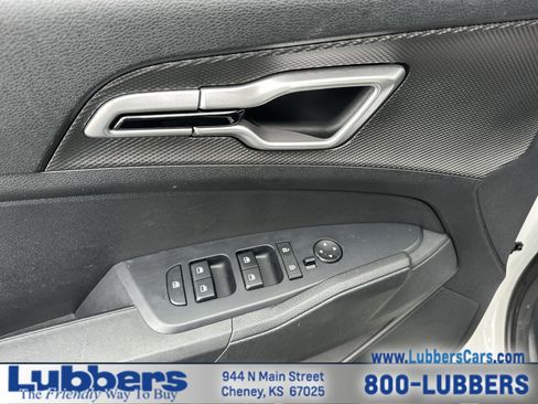 Used 2024 Kia Sportage LX image 12