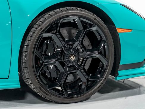 Used 2023 Lamborghini Huracan Tecnica image 47