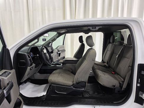 Used 2019 Ford F150 XLT w/ Equipment Group 301A Mid RWD image 17