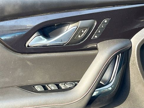 Used 2020 Chevrolet Blazer RS image 18