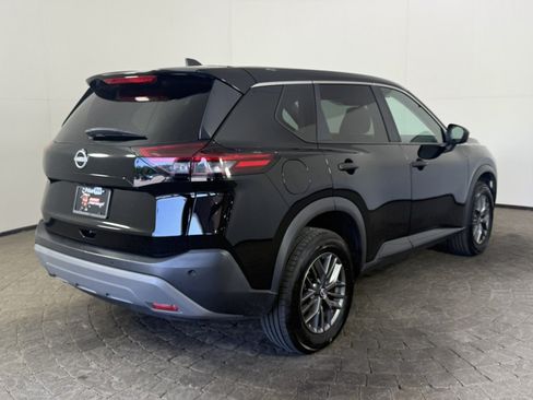 Used 2023 Nissan Rogue S FWD image 9