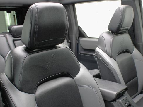 Used 2024 Ford Bronco Black Diamond AWD/4WD image 48