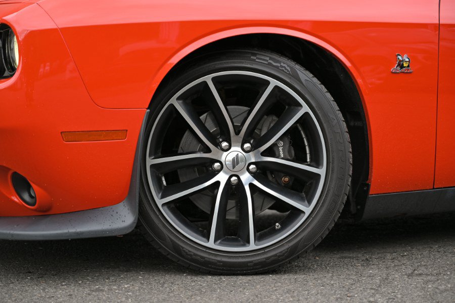 Used 2017 Dodge Challenger R/T Scat Pack RWD image 14