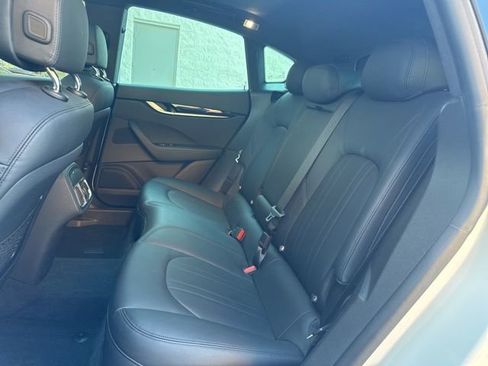 Certified 2022 Maserati Levante Modena image 16