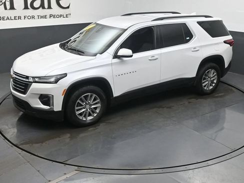 Used 2023 Chevrolet Traverse LT FWD image 48