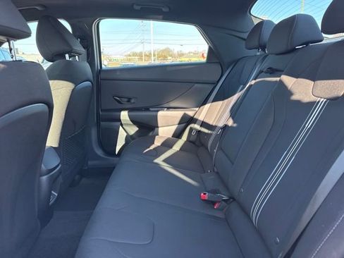 New 2026 Hyundai Elantra SEL Sport Premium FWD image 9