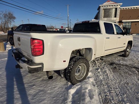 Used 2015 Chevrolet Silverado 3500 High Country w/ Duramax Plus Package image 4