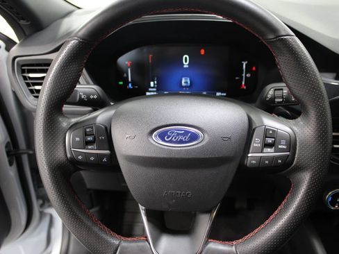 Used 2025 Ford Escape ST-Line FWD image 28