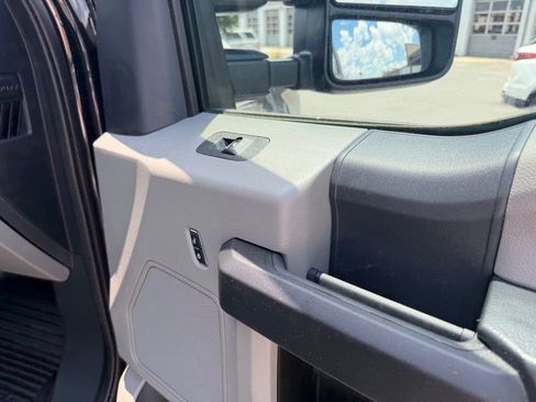 Used 2022 Ford F250 XL w/ STX Appearance Package AWD/4WD image 28
