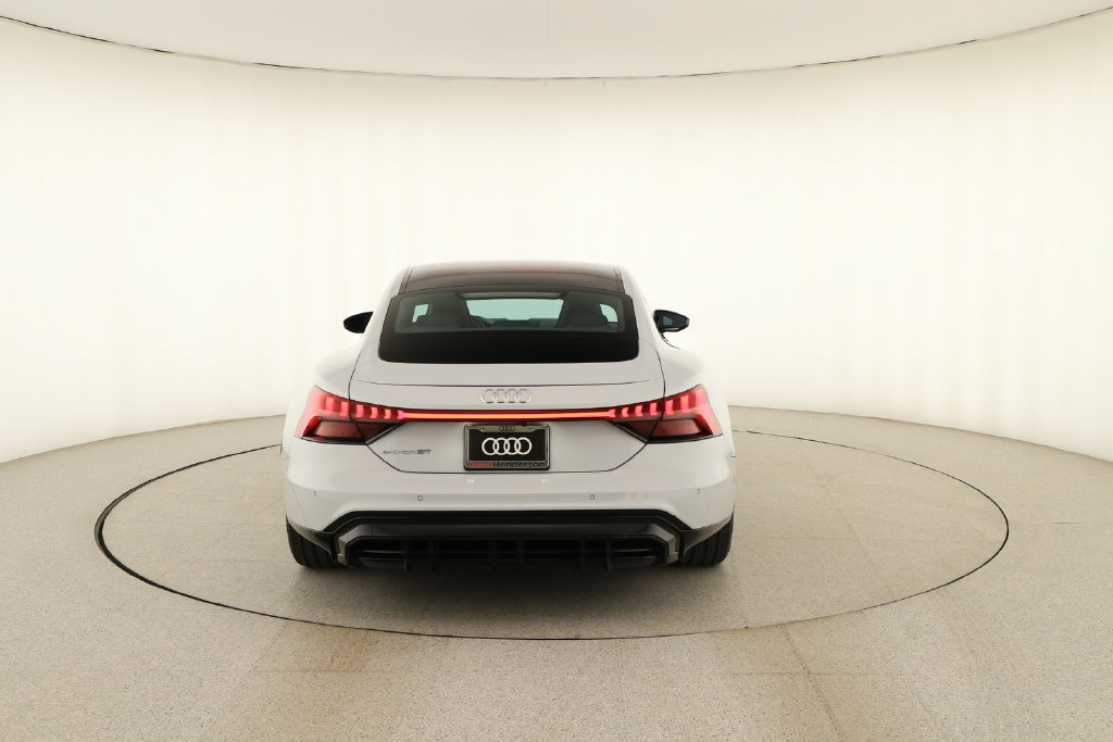 Used 2022 Audi e-tron GT Prestige AWD/4WD image 5