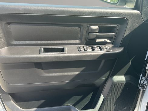 Used 2017 RAM 1500 Tradesman RWD image 18