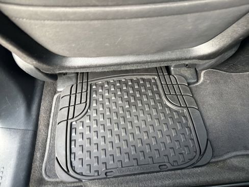 Used 2012 Honda Pilot Touring image 21