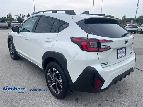 Used 2026 Subaru Crosstrek 2.5i Premium AWD/4WD image 3