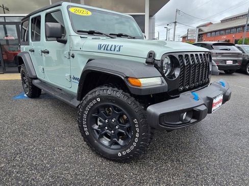 Used 2023 Jeep Wrangler Unlimited w/ Cold Weather Group AWD/4WD image 2