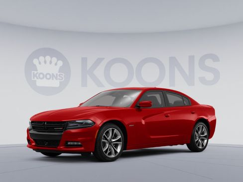 Used 2015 Dodge Charger R/T w/ Plus Group RWD image 1
