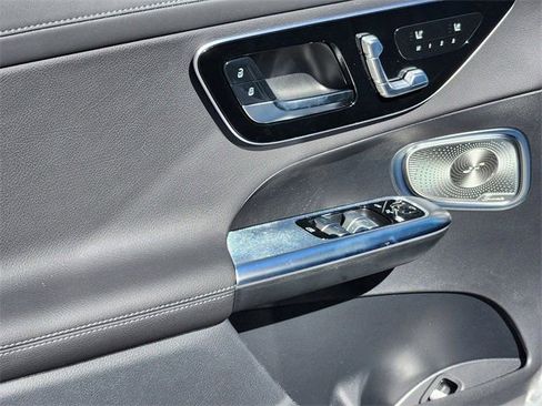 Used 2026 Mercedes-Benz GLC 300 GLC 300 image 10