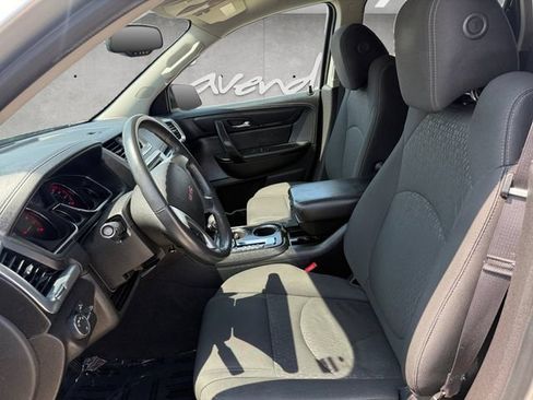 Used 2013 GMC Acadia SLE FWD image 20
