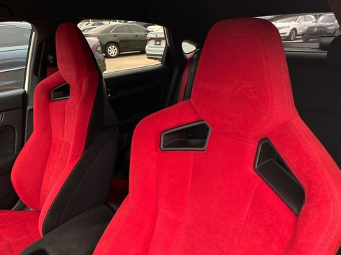 Used 2023 Honda Civic Type R image 17