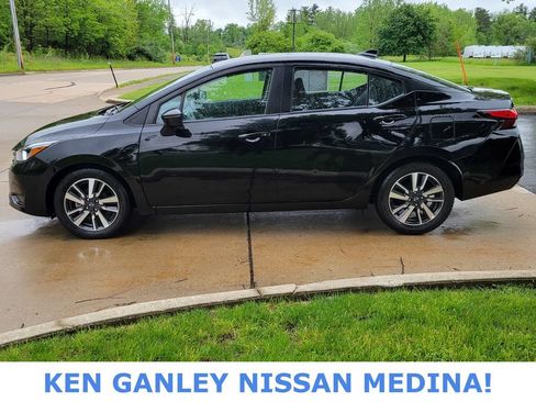Certified 2024 Nissan Versa SV FWD image 6