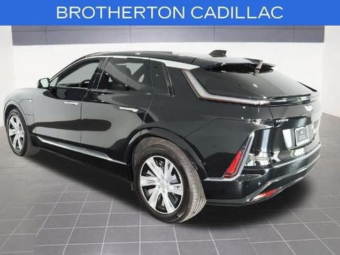 Certified 2024 Cadillac Lyriq Tech w/ Driver Assist Package AWD/4WD image 4