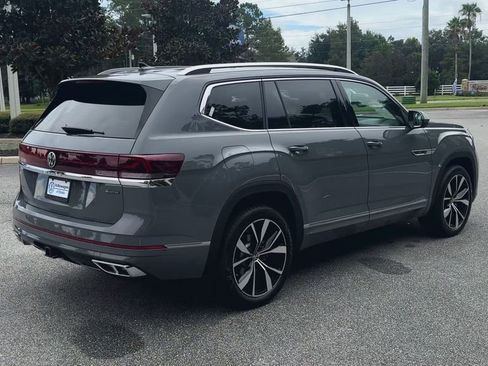 New 2026 Volkswagen Atlas SEL Premium R-Line image 8