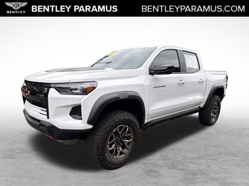 Used 2026 Chevrolet Colorado ZR2 w/ Technology Package AWD/4WD image 1