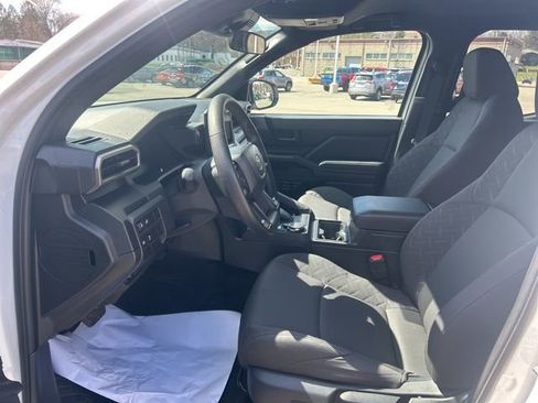 Used 2025 Toyota Tacoma SR w/ SR Upgrade Package image 11
