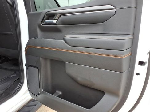 Used 2023 GMC Sierra 1500 AT4 w/ AT4 Premium Package image 15