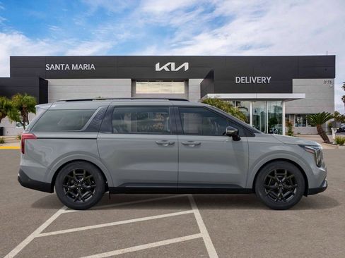 New 2025 Kia Carnival SX Prestige image 7