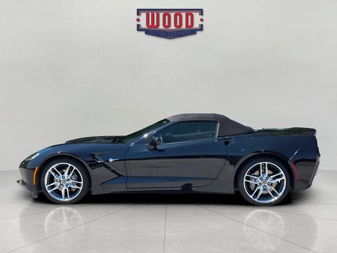 Used 2018 Chevrolet Corvette Stingray Convertible w/ 2LT Preferred Equipment Group RWD image 6