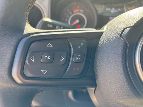 Used 2024 Jeep Wrangler Willys image 27