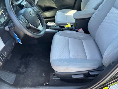 Used 2014 Toyota Corolla LE FWD image 14