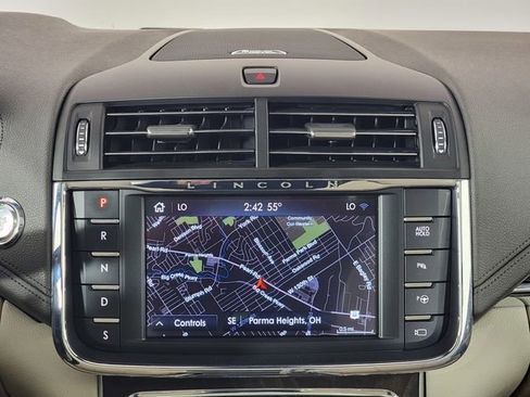 Used 2020 Lincoln Continental Reserve AWD/4WD image 22