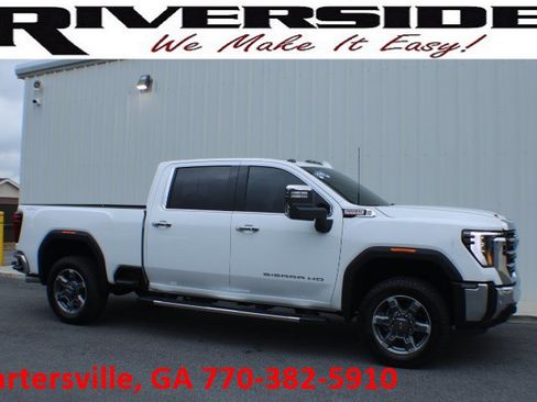 Certified 2025 GMC Sierra 2500 SLT w/ SLT Premium Package AWD/4WD image 1