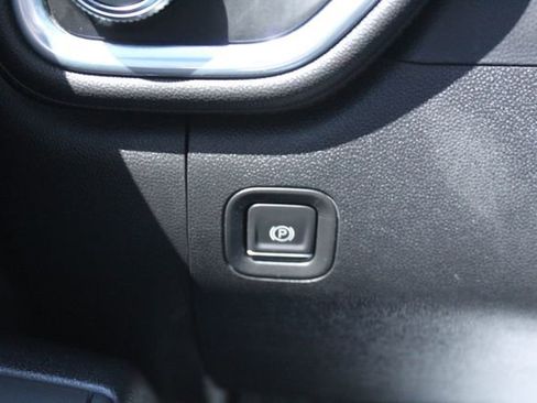 Used 2021 GMC Sierra 2500 AT4 AWD/4WD image 26