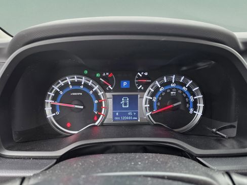 Used 2016 Toyota 4Runner Limited image 15