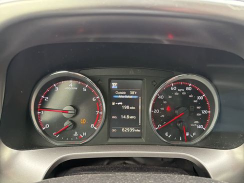 Used 2018 Toyota RAV4 SE w/ Power Extra Value Package image 18